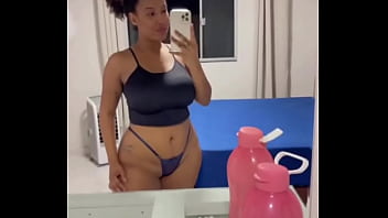 Esta Calor Ai Aqui Esta Pegando Fogois It Hot There It's On Fire Here #forbiddenpants #fyp #pawg #paag #curves #th thumbnail