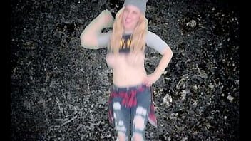 Four grunge chicks dance and suck cock