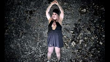 Four grunge chicks dance and suck cock