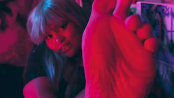 High Heels Goddess Showing Off Her Perfect Feet thumbnail