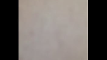 Dany poniendose pantimedias