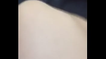 Dany poniendose pantimedias