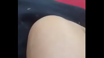 Dany poniendose pantimedias