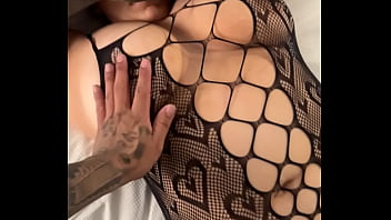 Sexy mexican shaking her ass