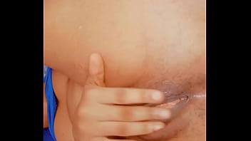 I love rubbing my pussy