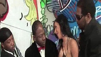 One Mouth For Eight Big Black Cocks thumbnail