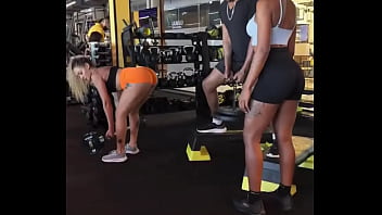 Minha esposa mostrando o lado bom da vida