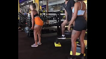 Minha esposa mostrando o lado bom da vida