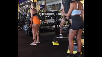 Minha esposa mostrando o lado bom da vida