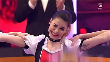 Cheerleaders Kick And Show Upskirt On Live Tv thumbnail