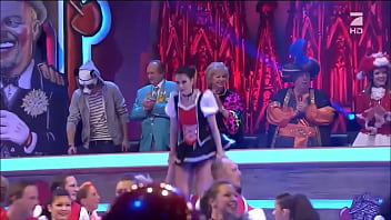 Cheerleaders kick and show upskirt on live tv Cheerleaders kick and show upskirt on live tv