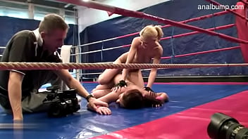 Glamour exgirlfriend cocksucking