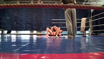 Glamour exgirlfriend cocksucking