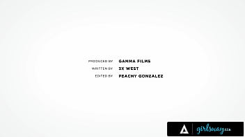 Hot redhead has sensual massage