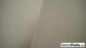 Latina babe gets wet