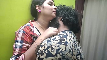 Power Cut Mein Pakdi Gayi – Andhera Tha Irade Roshan They thumbnail