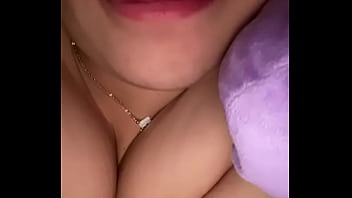 Me gusta jugar con la lengua ¿ que te gustaría que haga