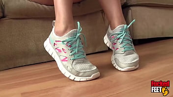 Nikki lee young got her bare feet soles licked by nasty lover Nikki lee young got her bare feet soles licked by nasty lover