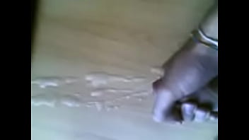 Masturbazione Ragazzo Cellulare thumbnail