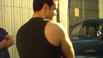 Brunette outdoor fucking