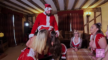 Santa's girls what a gift girl orgy and shared cock