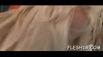 Curvaceous barbie blowing for good