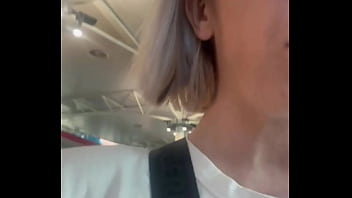 Ici tu as le teaser public ayant une peur bleue de l'avion je décide de m'