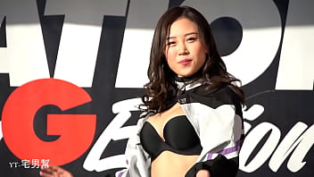 日本妹子无肩带内衣 日本妹子无肩带内衣