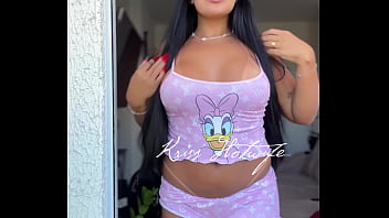 A vizinha peladinha te espera no melhor fan club