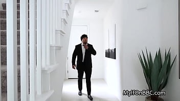 She is waiting for the bbc with a dildo in her ass