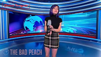 Presentadora de infomercial prueba en vivo juguete sexual the bad peach revolvex trailer