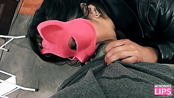 Amateur teen sucking cock and deepthroating like a pro