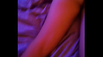 Esposa desnuda me manipula