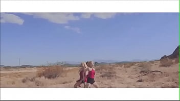 Loona odd eye circle girl front