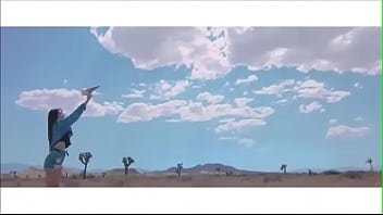 Loona odd eye circle girl front