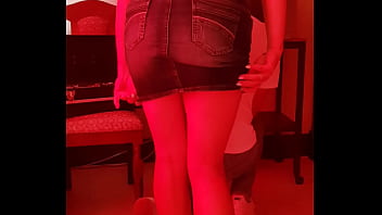 Je montre mon cul pendant qu il répare