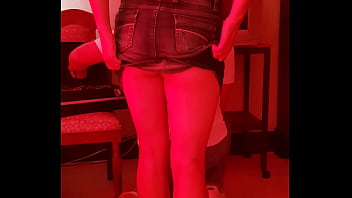 Je montre mon cul pendant qu il répare