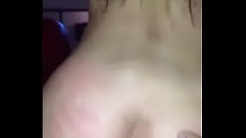 Mi puta se lo come todo