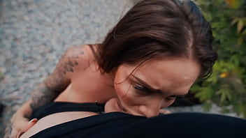 Hot outdoor blowjob with lots of mouth and face sara blonde