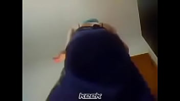 Girl is jumping her ass