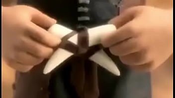 Pika de jegue no cu do elefante