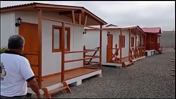 Se pajea para su gil