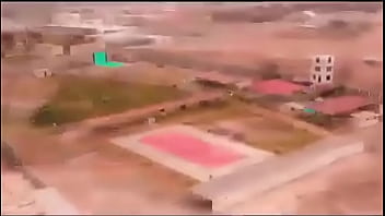 Se pajea para su gil