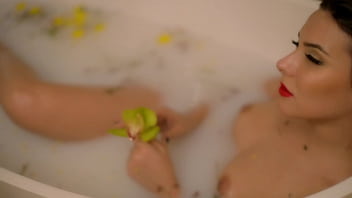 Kendra style livejasmin webcam model