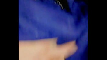 Nos salimos de clases para ir a follar en mi casa le hago su primer squirt