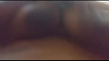 Lengua para mis tetitas