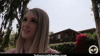 Girl cums hard from biggz' deep dicking 8