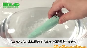 オシャンなスティックローターでイクッ！重厚な振動もリズム振動も楽しめる使い勝手◎なローター。