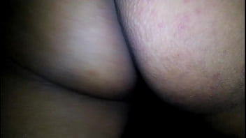 Mi esposa nalgona me coge rico