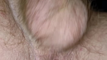 Voglio sborrarti in bocca e leccarti ovunque sborrata e gemiti con dialoghi sporchi trova le mutandine della sorella che odorano di figa